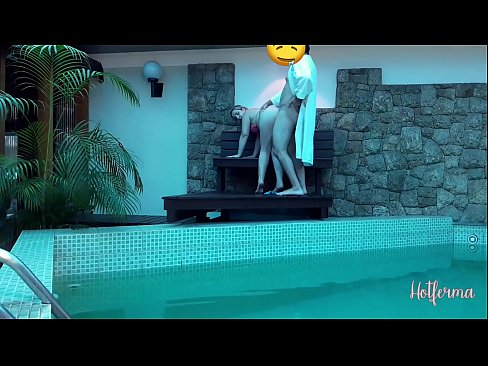 ❤️ Chefe convida criada para a piscina, mas não conseguiu resistir a um ❤ Sexo vídeo em pt.sexvideosex.top ❤